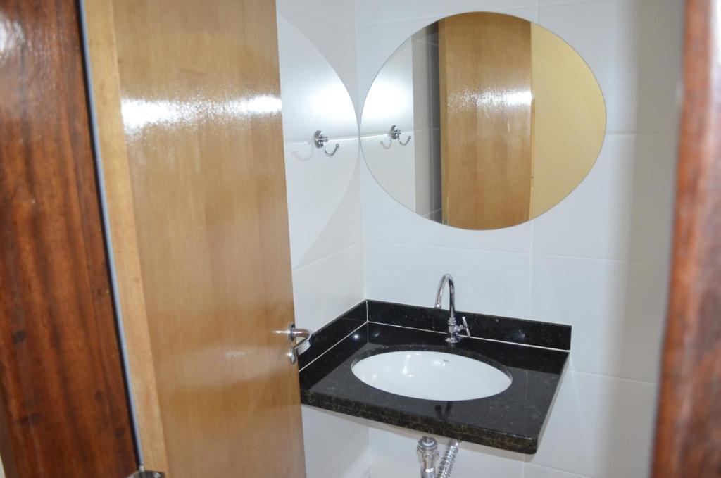 Hotel Palace Avenida Caiaponia Номер фото